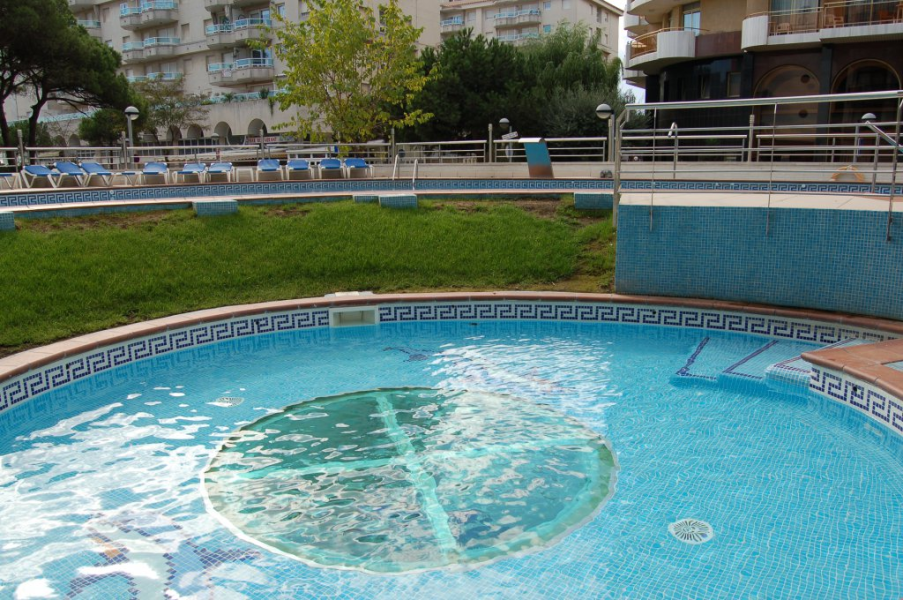 Piscina del Hotel Blaucel (Blanes)